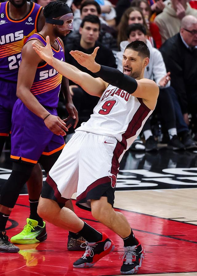 太阳力克四川队，武切维奇扛起全队